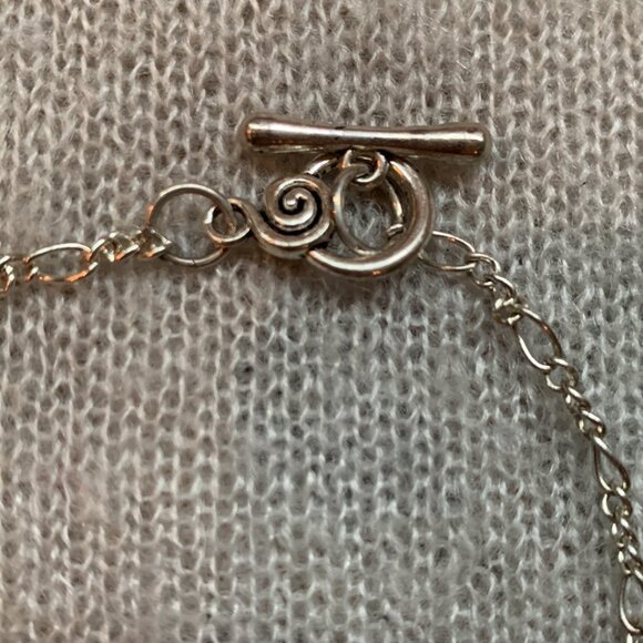 🤠💀 Handmade Skull & Revolver Bracelet & Earrings Set 💀🤠 - Picture 9 of 11